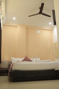 Hotel Gulabi Stay inn