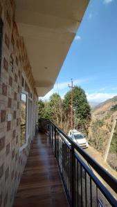 Bushahri Homestay - Food & Stay