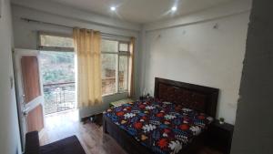 Bushahri Homestay - Food & Stay