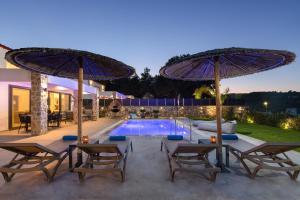 Aiora Luxury Villas