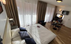 Appart'hotels Vacanceole - Appart'Vacances Pyrenees 2000 : photos des chambres