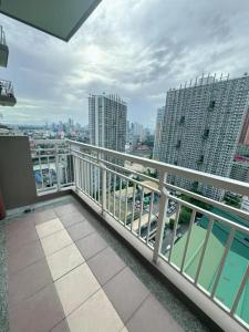 Brixton place 2815 Weston tower