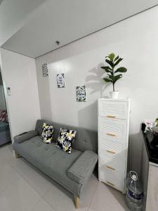 Crisean Highrise Condo - 100 West makati