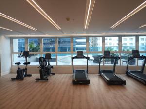 Crisean Highrise Condo - 100 West makati