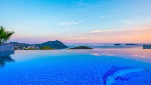 Kalkan 6 Bedroom Villa