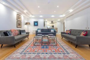 Two-Bedroom Apartment with City View room in Mayfair Piccadilly Apartment