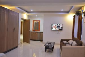 Golden Grand by Xury Hotels