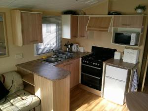 Highfields Rio 6 berth blow heated