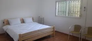 Apparemment F2 dans un quartier résidentiel - Canastel