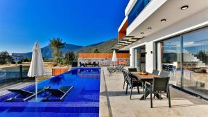 Uzumlu Village 3 Bedroom Villa - 2180