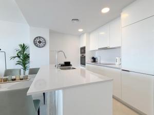 Estepona Town Luxury Apartment PLUTO