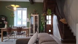 charmante maison de ville avec cour privee a 1km du golf - Buzançais