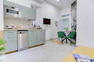 Colosseo Secret Garden - Home and More