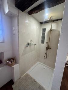 Sejours chez l'habitant Sejour de charme a Evenos -Provence : photos des chambres