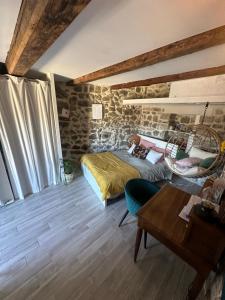 Sejours chez l'habitant Sejour de charme a Evenos -Provence : photos des chambres