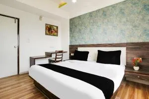 Hotel O Hathijan Vatva formerly Hotel Dev Palace - Sojītra