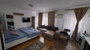 Garsonieră La Felix