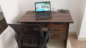 Serene Escape, Chic & Cozy Chess