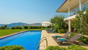 Kalkan 5 Bedroom Luxury Villa 7073