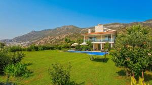 Kalkan 5 Bedroom Luxury Villa 7073