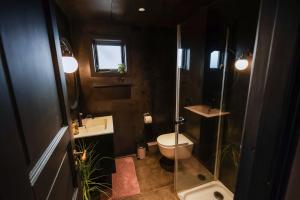 Cozy cabin near golden circle with panoramic views