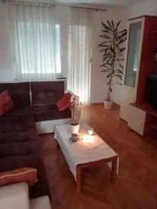 Apartman Doboj - 多博伊