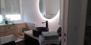 Appartements Le T2 de Barbieux, 15mn Lille, secure parking : photos des chambres