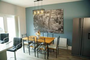 The Dingle Pass Escape