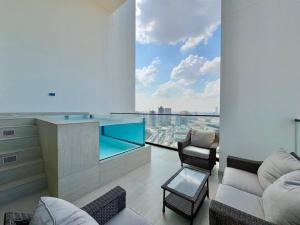 Elegant 2br Jvc Private Pool, Balcony & Parking