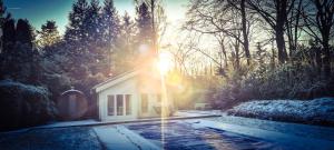 Cozy tiny house with swimming pool & outdoor sauna