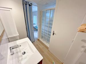 Maisons de vacances Gite Grand Chantilly -Maison 2CHB-2SDB 6p & Studio 2p : photos des chambres