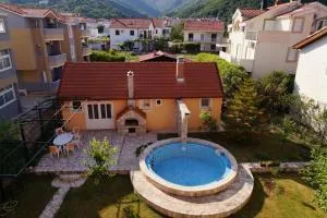 Apartments Apple Cat Montenegro KO Bijela - Donja Jošica