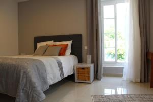 Appartements superbe 2 pieces vue sur chateau : photos des chambres