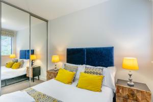 2 Middlecombe - Luxury Apartment at Byron Woolacombe, only 4 minute walk to Woolacombe Beach!