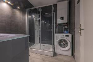 Cros Studio – Cozy Stay Near the Beach