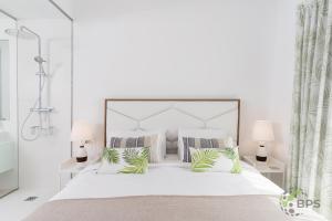 Penthouse with incredibles views 6 pools Golf 14