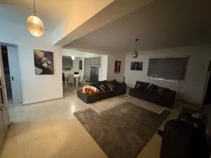 Küçük kaymaklıda günlük daire - Trakhoni