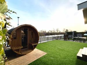 NEW - Private Residence with Sauna - on a lake near Amsterdam