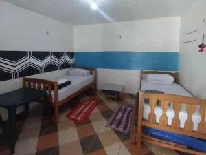 Quarto compartilhado com ar condicionado banheiro externo compartilhado - Belterra