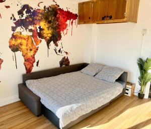 Appartements Le Chalet - GARE 3 min - PARIS 20 min - DISNEY 25 min - Lumineux & Chaleureux - Free WIFI : photos des chambres