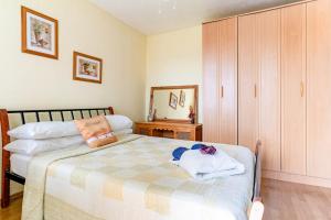 Old Stone House with private Swimming Pool