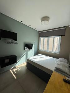 1003B Mini Studio Pitangueiras