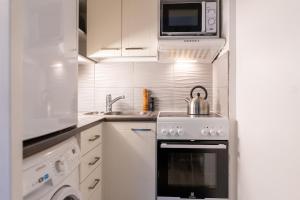 Small Studio in a Prime Location!