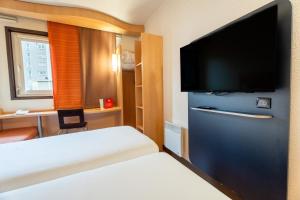 Hotels ibis Paris Pont de Suresnes Longchamp : photos des chambres