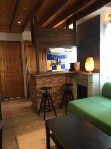 Apartment Saclay 2 near HEC, Versailles