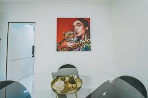 Tessa&Aurora - Incredible Lake View & Pool with Parking