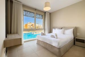 Remarkable & Rare 2BDR Mangroovy Free Pool & Beach