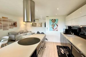 escape to Le Cannet 3 room sea view