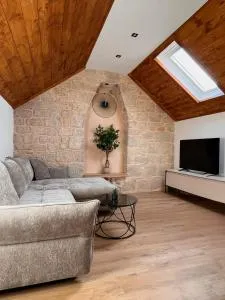 Luxury apartments White house - 锡尼