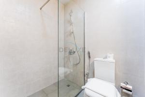 Community View Studio with Exclusive Private Balcony, Azizi Star, Jebel Ali by Deluxe Holiday Homes